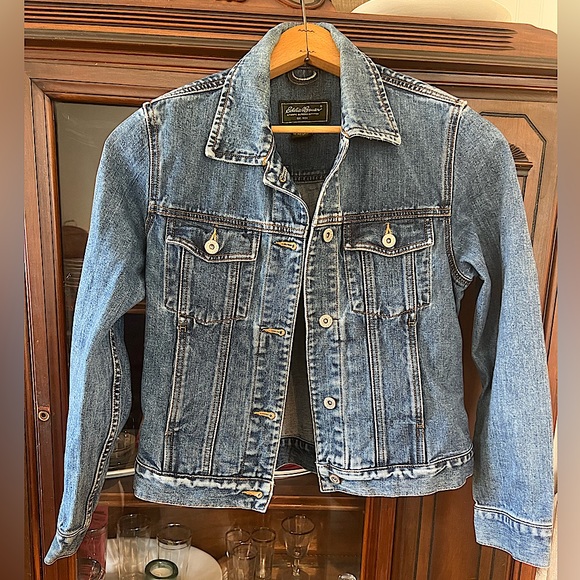 Eddie Bauer Jackets & Blazers - Vintage Eddie Bauer Jean jacket women’s XS